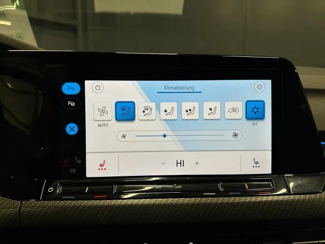 Volkswagen Golf 1.5 TSI R-Line