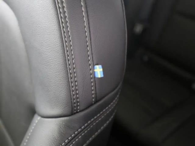 Volvo XC40 Dark Plus