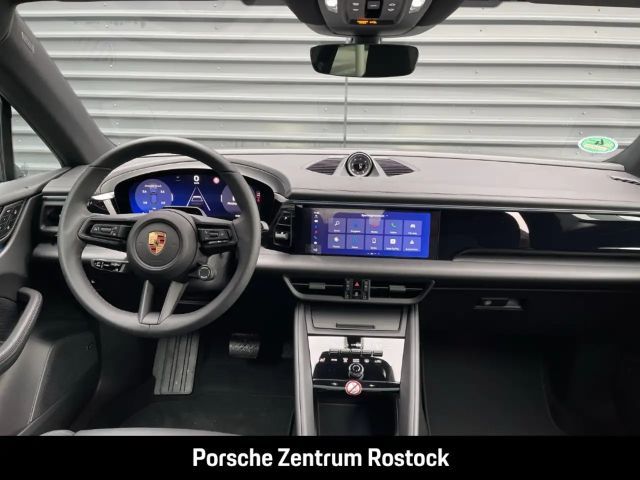 Porsche Macan 4