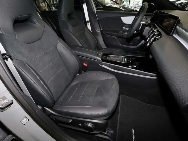 Mercedes-Benz A 200 AMG Line