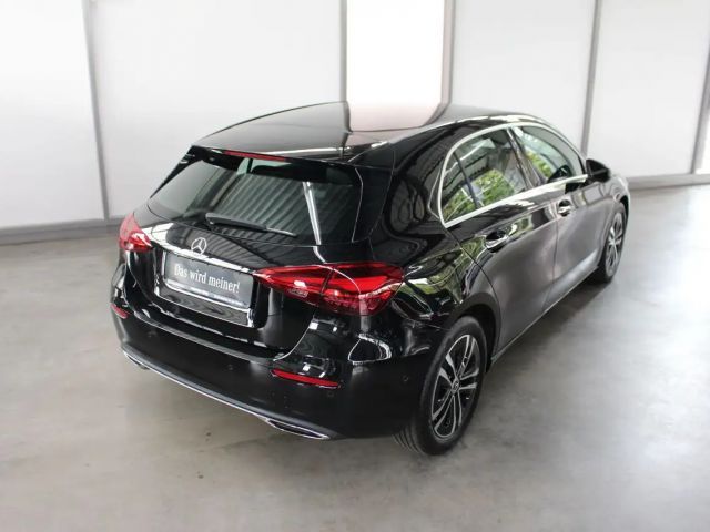 Mercedes-Benz A 200 Progressive