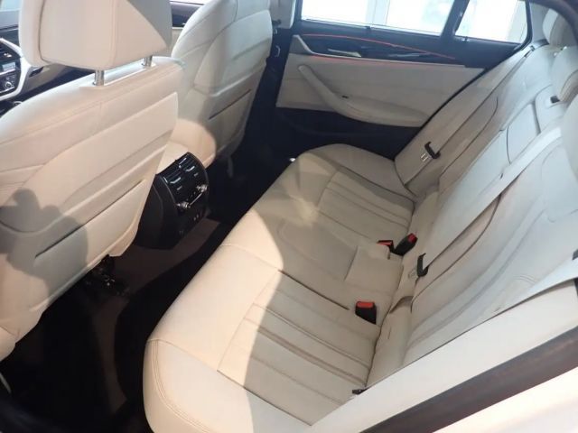 BMW 530 530d Touring xDrive