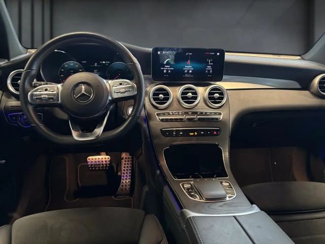 Mercedes-Benz GLC 300 4MATIC AMG Line