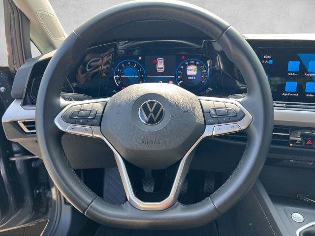 Volkswagen Golf 1.0 TSI Life Variant