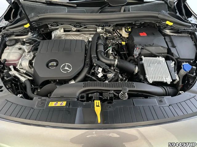 Mercedes-Benz GLA 200 AMG Line