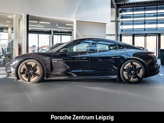 Porsche Taycan 4 Black Edition