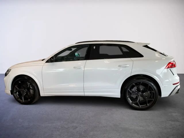 Audi RS Q8 Performance Quattro