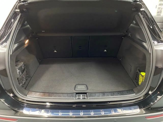 Mercedes-Benz GLA 200 AMG Line