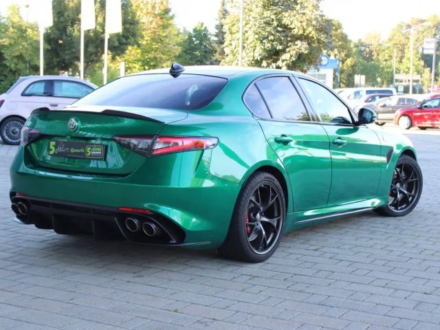 Alfa Romeo Giulia Carbon Quadrifoglio