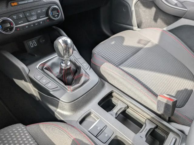 Ford Focus ST Line Wagon