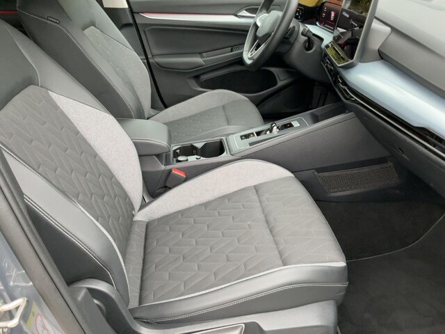 Volkswagen Golf 1.5 eTSI DSG Golf VIII