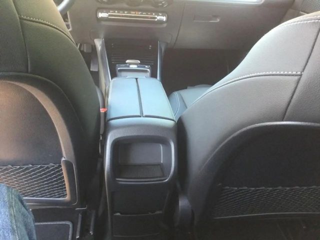 Mercedes-Benz GLB 220 4MATIC Progressive