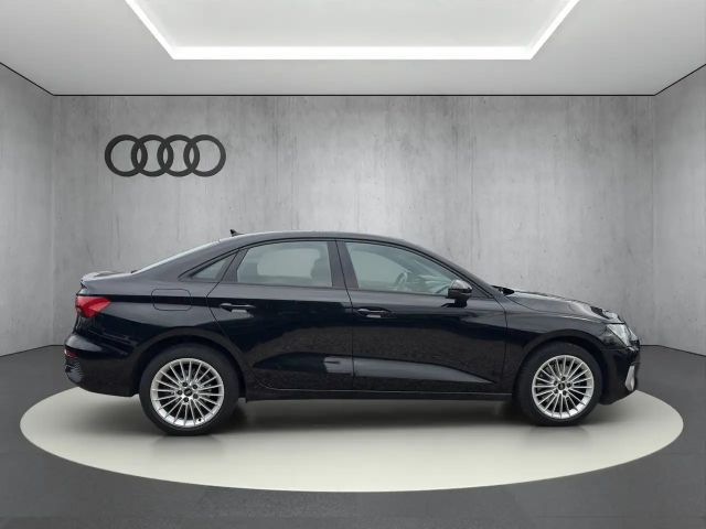 Audi A3 30 TFSI S-Tronic Sedan