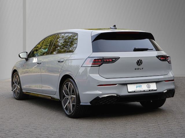 Volkswagen Golf 1.5 eTSI DSG R-Line