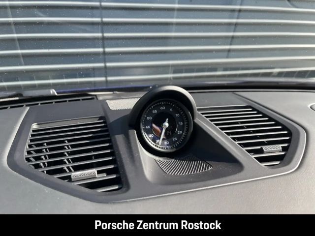 Porsche 992 Cabrio Carrera S