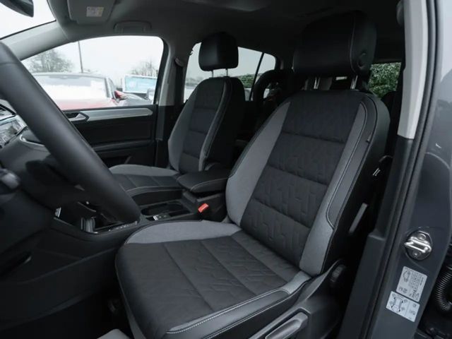 Volkswagen Touran DSG R-Line