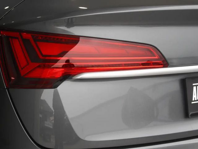 Audi Q5 Quattro S-Line Sportback