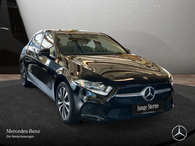 Mercedes-Benz A 250 A 250 e Style
