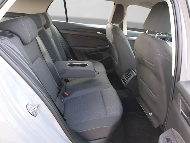 Volkswagen Golf 1.5 TSI Life eHybrid