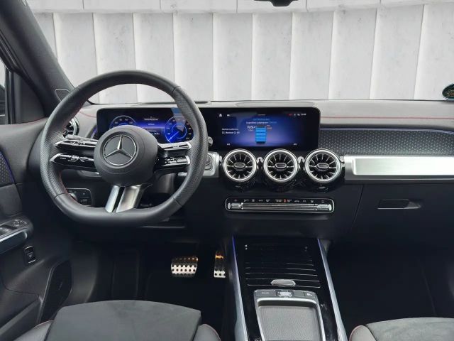 Mercedes-Benz EQB 300 4MATIC AMG Line