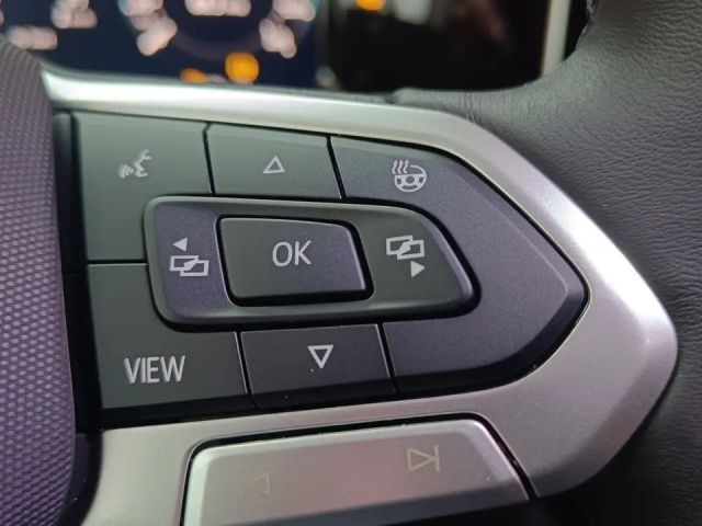 Volkswagen Golf Business DSG Variant