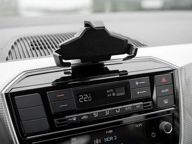 Volkswagen e-up! Plus Style