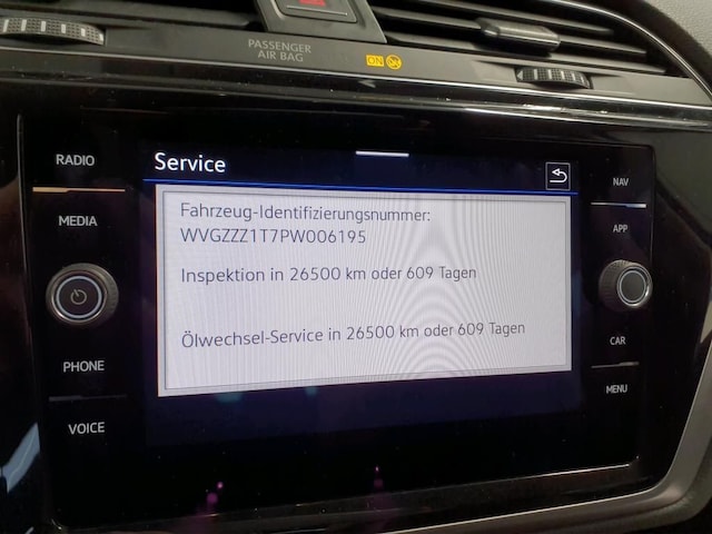 Volkswagen Touran Touran 1,5 TSI NAVI/LED/PDC/Sitzheizung vo./u.v.m.