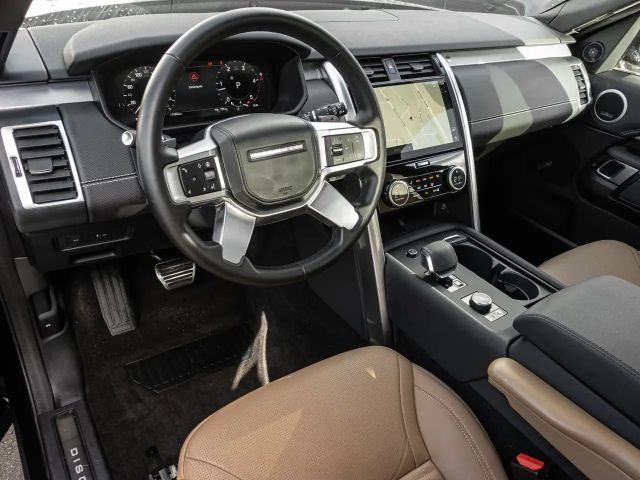 Land Rover Discovery D300 Dynamic HSE