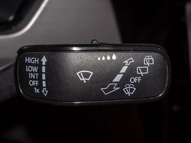 Volkswagen Touran 1.5 TSI Comfortline