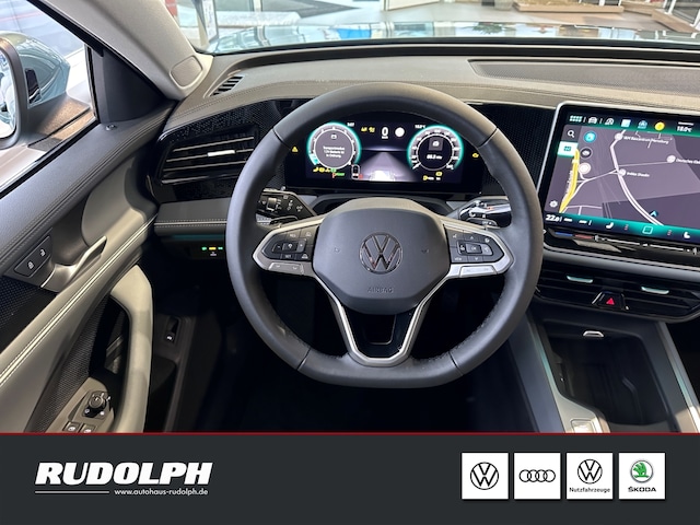 Volkswagen Passat 1.5 eTSI Business DSG