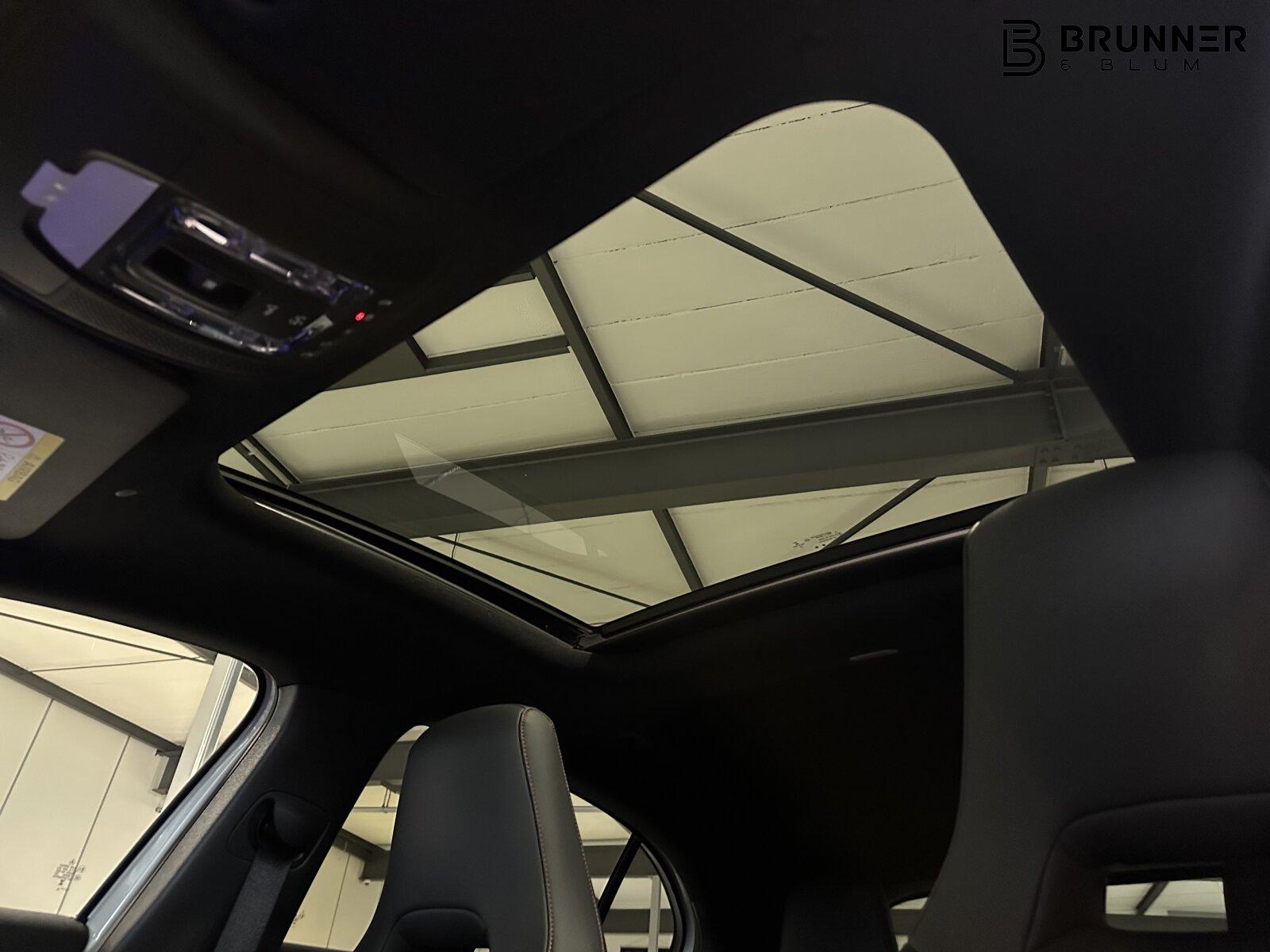 Mercedes-Benz A 250 4MATIC AMG Line