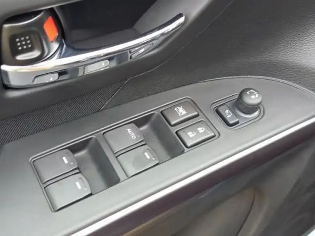 Suzuki S-Cross Hybrid