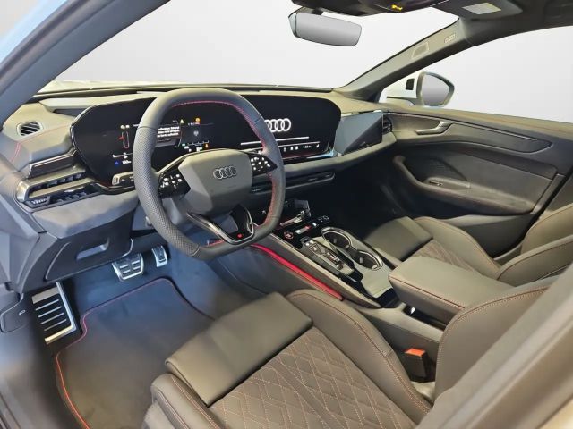 Audi A6 Avant Quattro S-Tronic