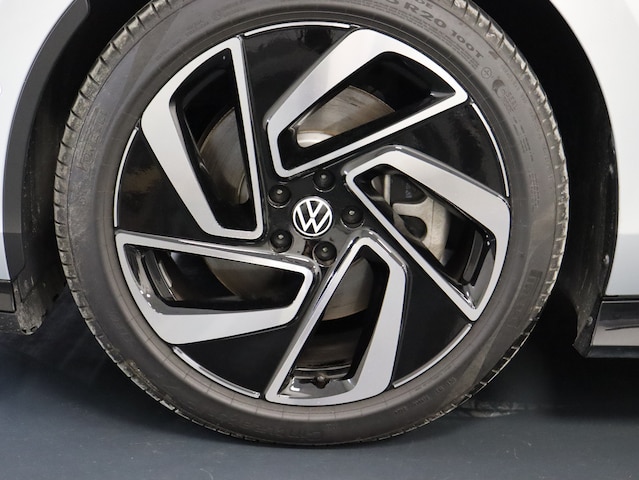 Volkswagen ID.7 IQ.Drive Tourer