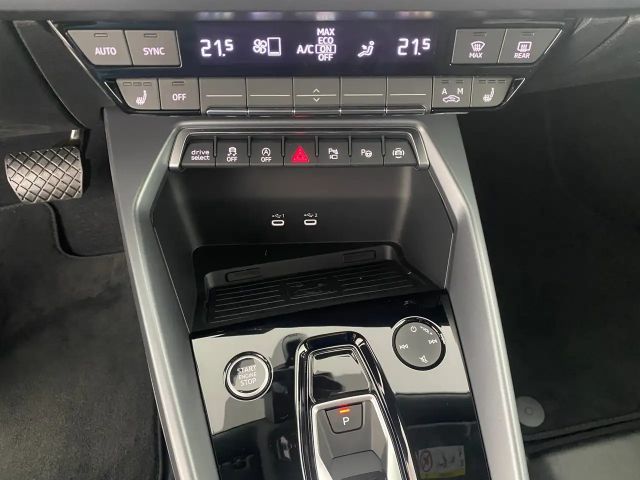 Audi A3 30 TFSI Sedan