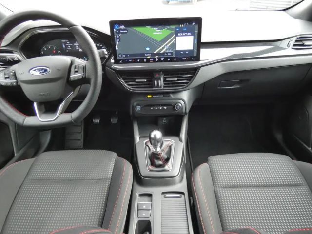 Ford Focus ST Line Wagon