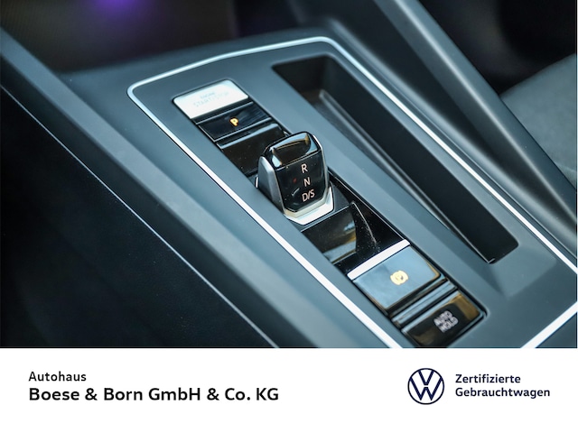 Volkswagen Golf 1.5 eTSI DSG