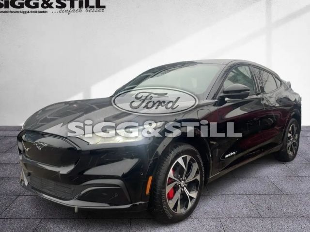 Ford Mustang Mach-E AWD Premium