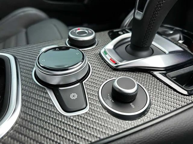 Alfa Romeo Giulia Quadrifoglio