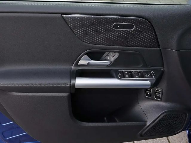 Mercedes-Benz B 250 B 250 e