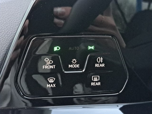 Volkswagen Golf 1.5 eTSI DSG Golf VIII