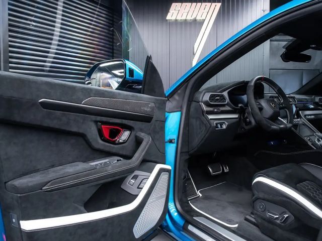 Lamborghini Urus Performante