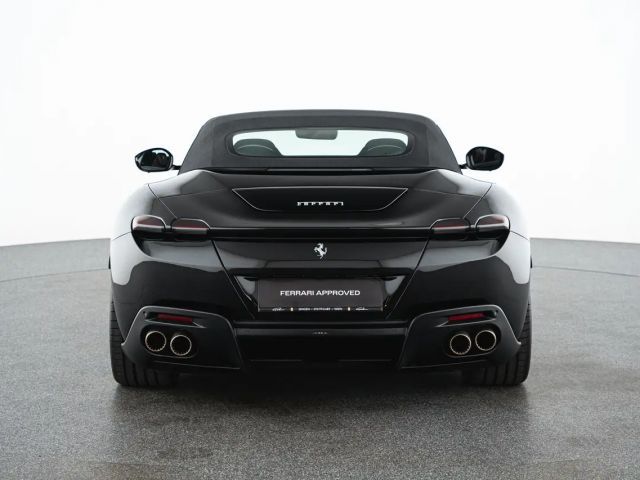 Ferrari Roma Spider