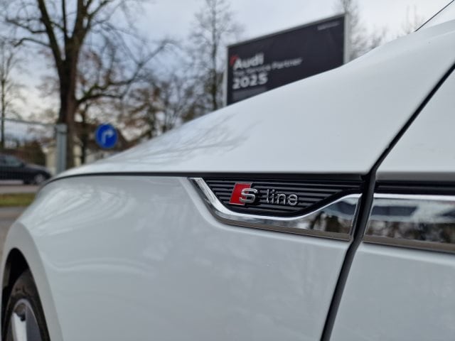 Audi A5 40 TFSI Cabriolet Quattro S-Tronic