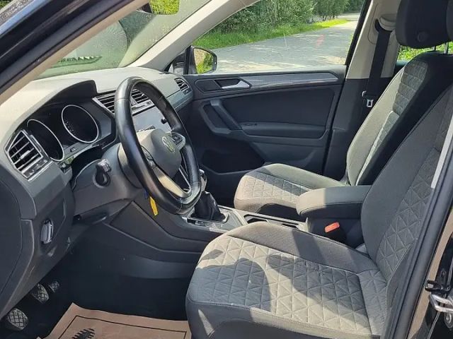 Volkswagen Tiguan 2,0 TDI Fahrerassistenzpaket "Plus" ACC Front A...