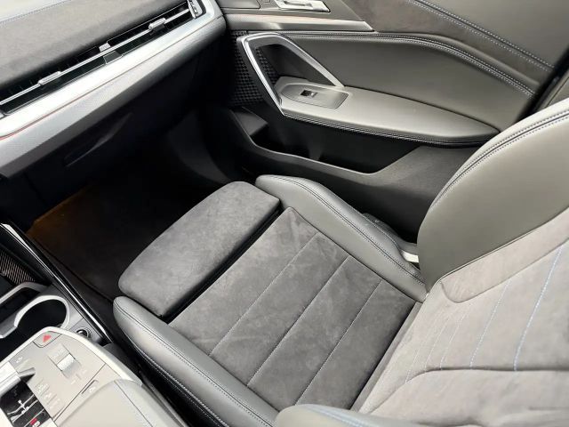 BMW iX2 Coupé M-Sport xDrive30