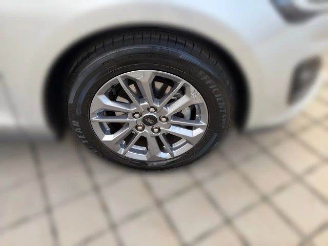 Ford Focus Titanium Wagon