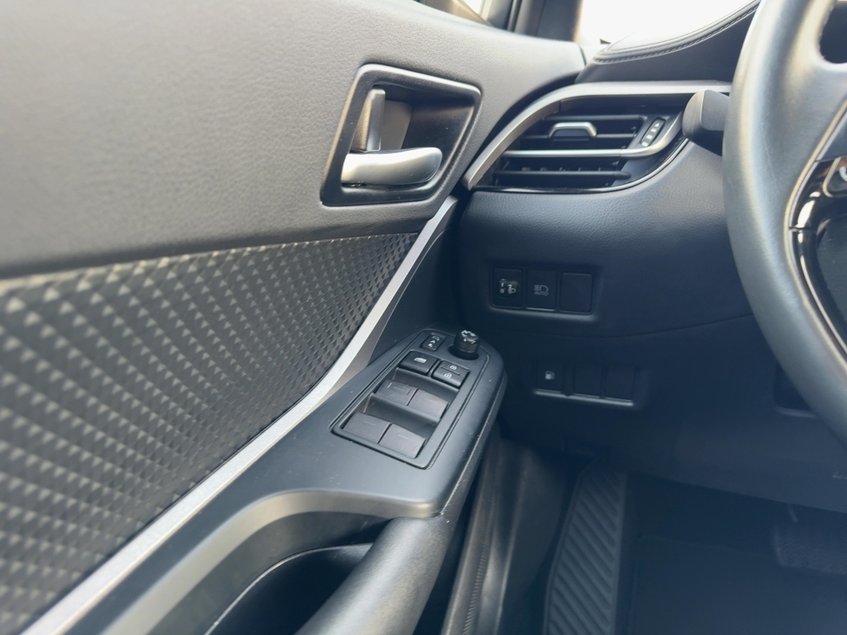 Toyota C-HR 5-deurs Basis