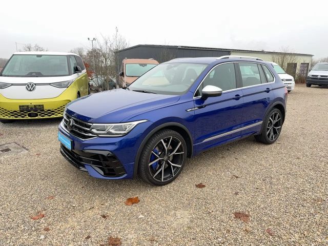 Volkswagen Tiguan R / R-Perform. - Akrapovic / DCC- Fahrwerk