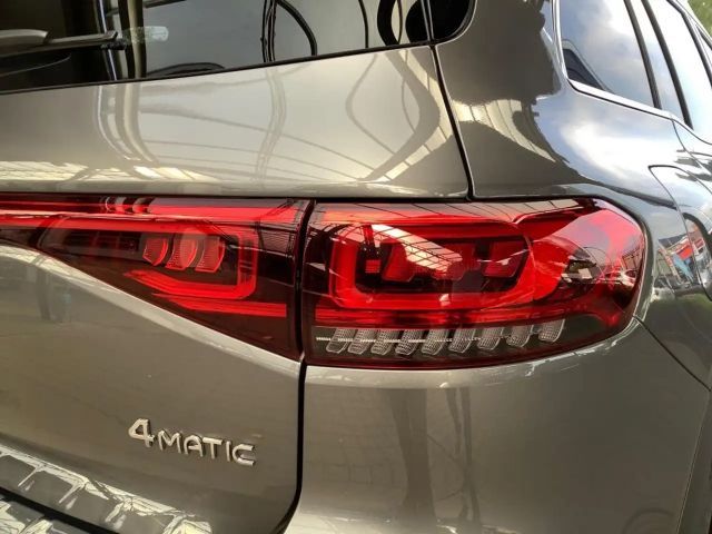 Mercedes-Benz EQB 300 4MATIC AMG Line
